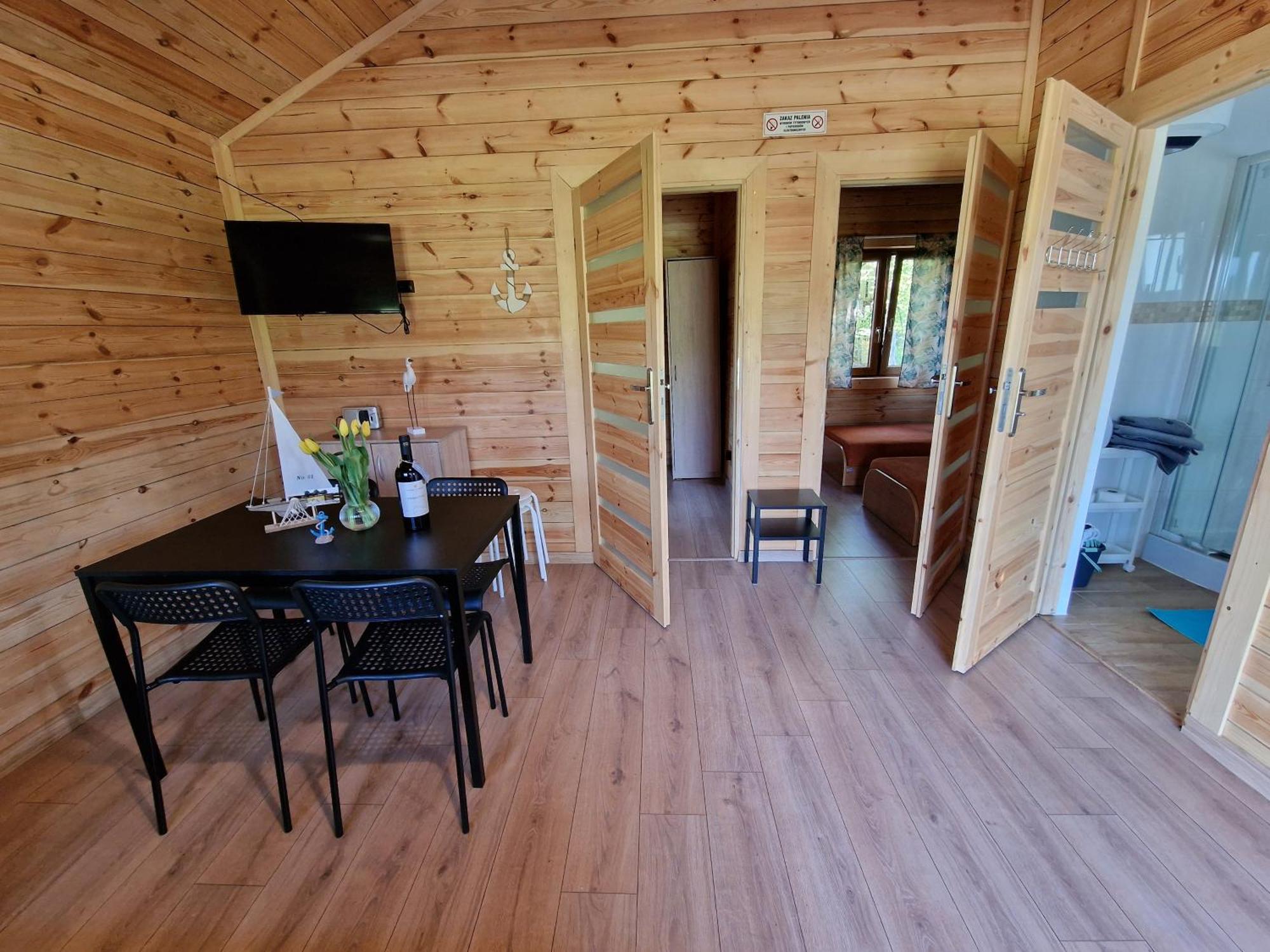 Ranczo Wodnica - Domki Letniskowe, Domki Na Wylacznosc Ustka Luaran gambar